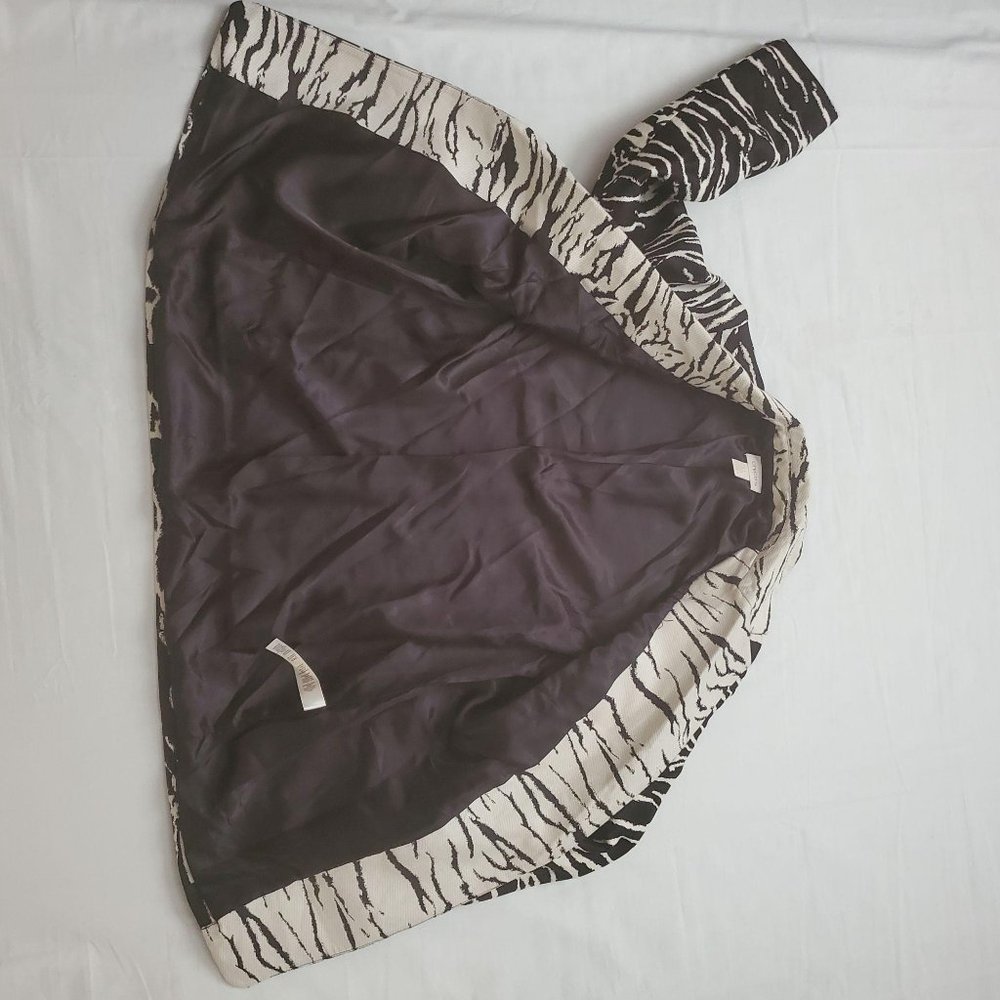Chicos Women's Bi-Color Animal Zebra Print Suit Jacket Blazer Size 0/ XS‎ (4-6) - Picture 13 of 16